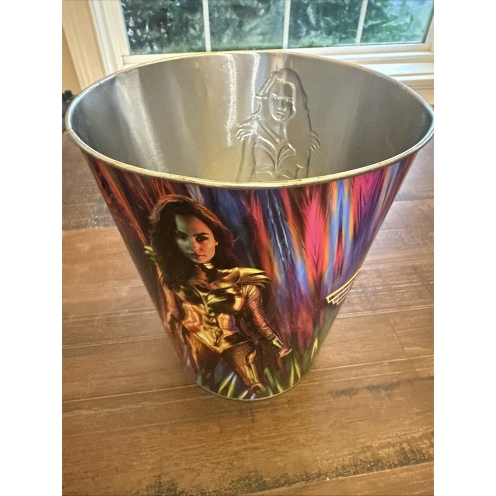 2022 Wonder Woman 1984 DC WW84 Gal Gadot Pedro Pascal Popcorn Tin Bucket & Lid